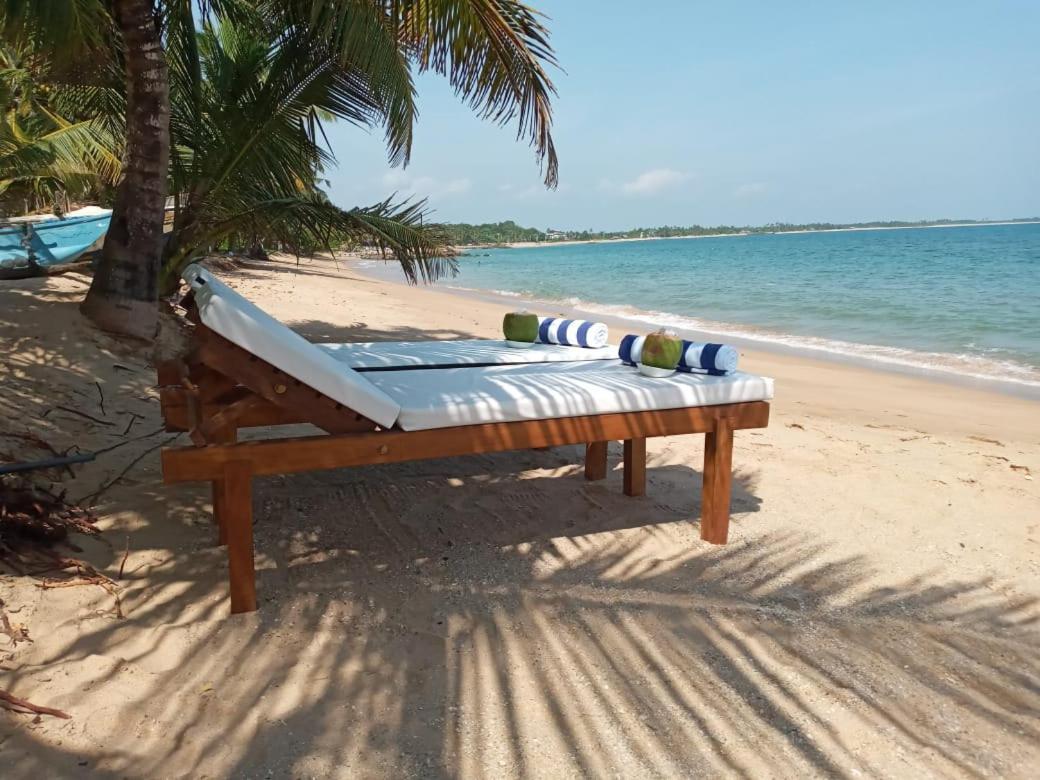 Serenity Beach Cabanas Тангалла Экстерьер фото